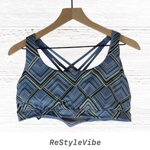 VICTORIA SECRET SPORT Size L Large Bra Sports Low Impact Removable Pads